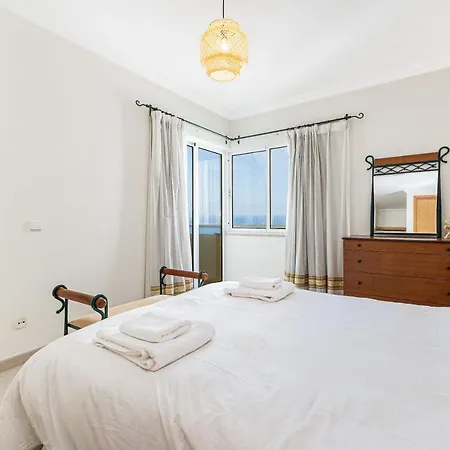Miradouro Rocha - T2 Com Vista Mar Lejlighed